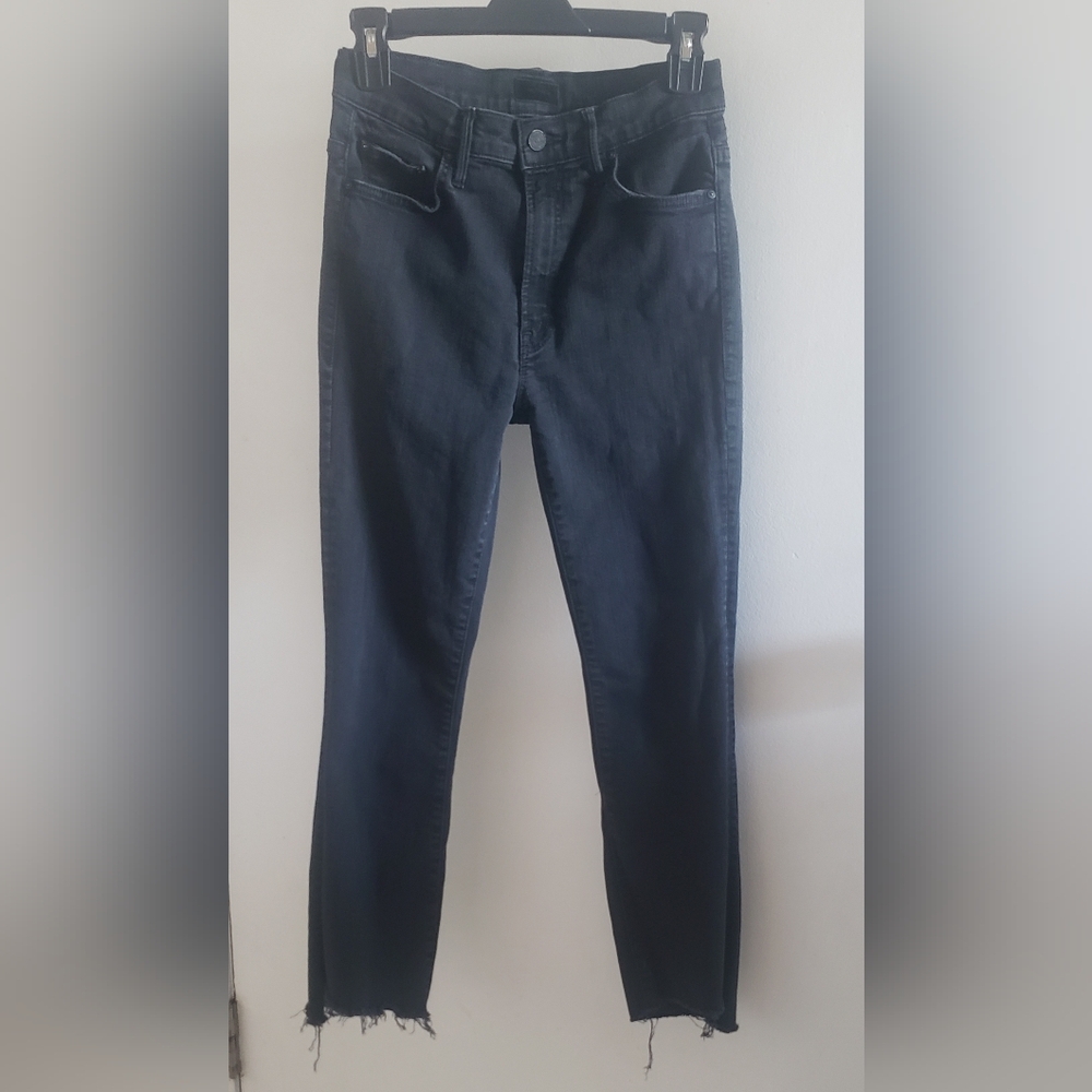 MOTHER The Insider Crop Step Fray Not Guilty Black Jeans - Size 28
